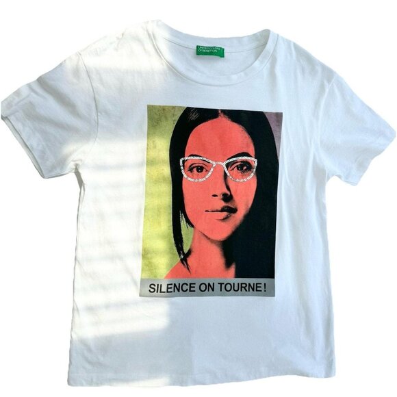 Benetton T-Shirt Graphic 100% cotton SZ Small  Round neck - Picture 1 of 8